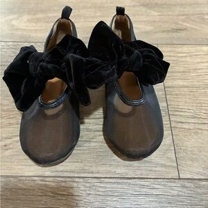 H&M Black Velvet Bow Kids Dress Shoes
